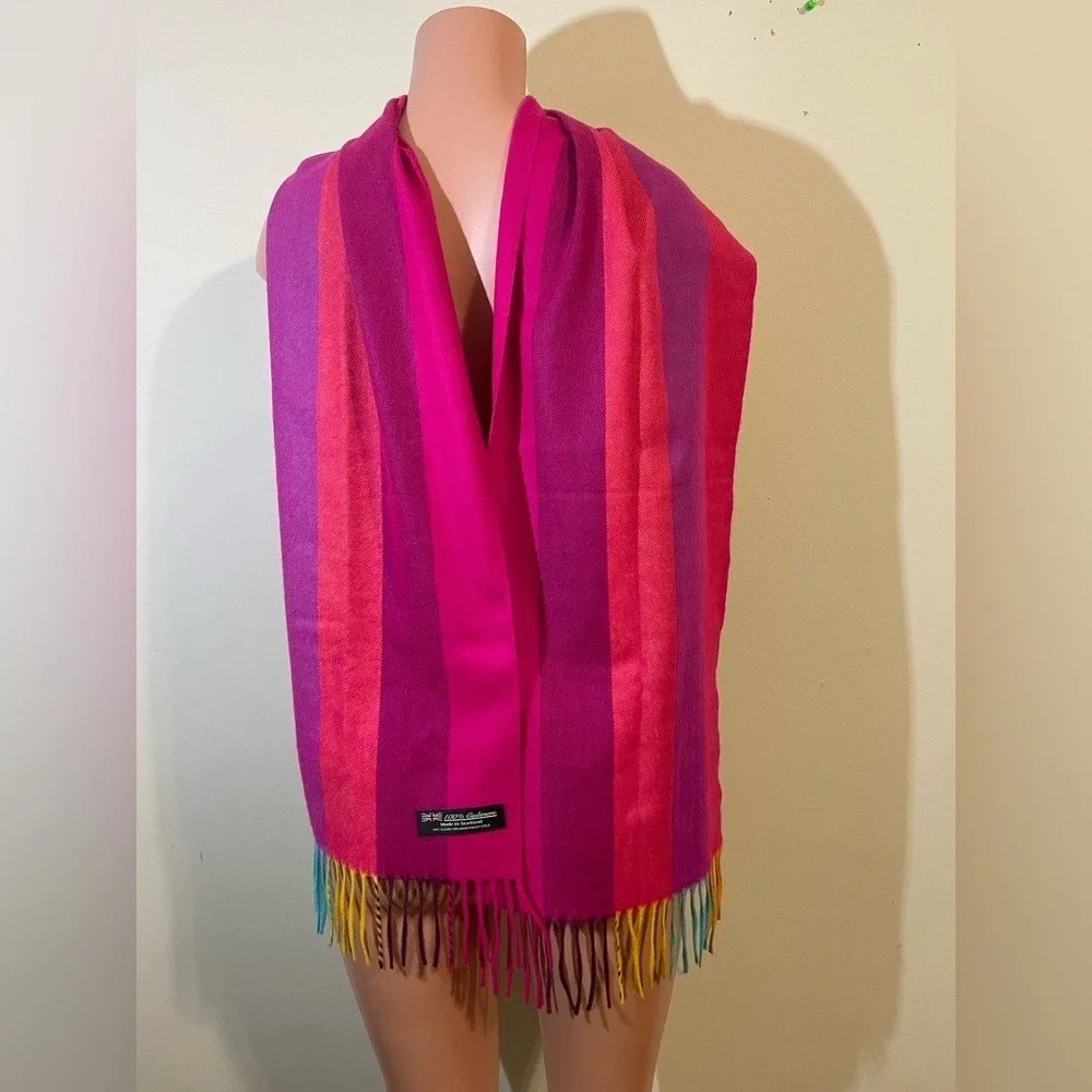 Made in Scotland‎ Cashmere Fringe Scarf Women's soft vibrant pink purple colors